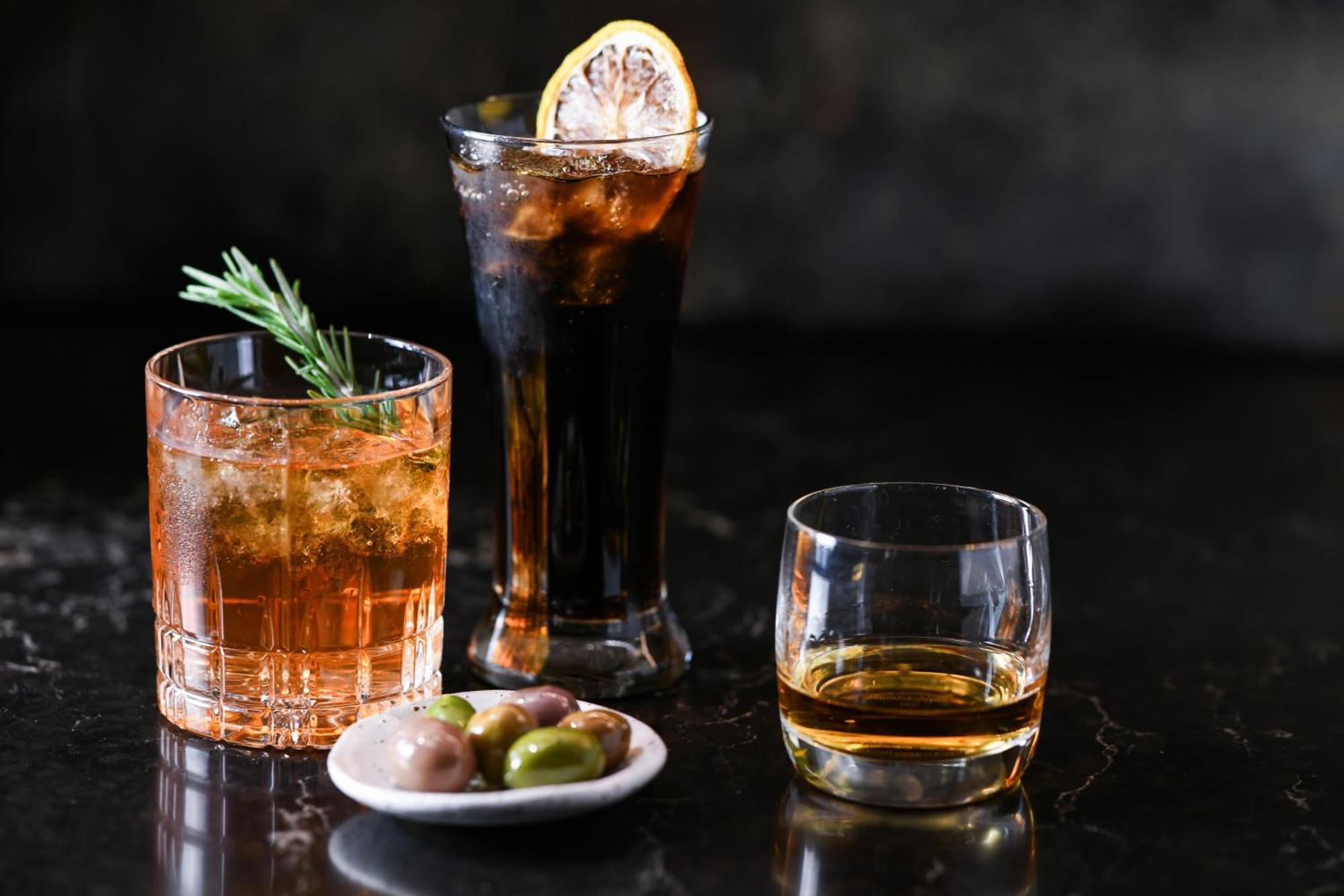 Powerhouse Hotel Tamworth By Rydges Exterior photo Vermouth, Old Fashioned and Negroni