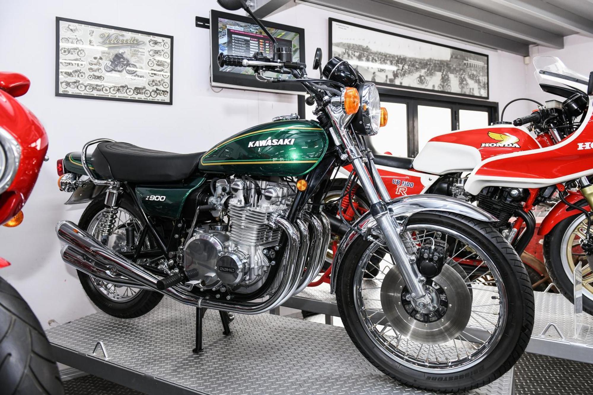 Powerhouse Hotel Tamworth By Rydges Exterior photo 1975 Kawasaki Z1